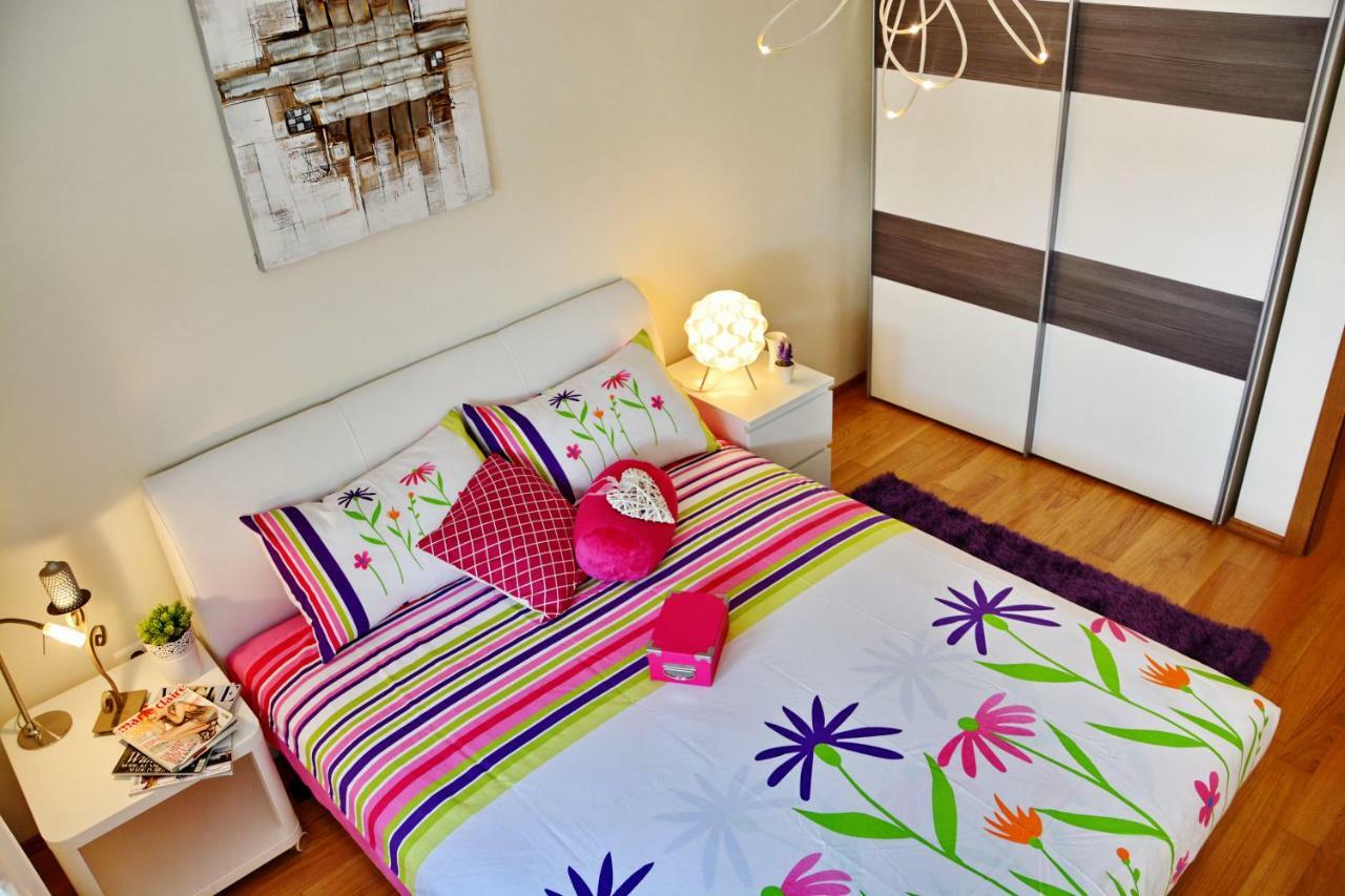 Apartment Vacation In Zadar - Mirna Экстерьер фото
